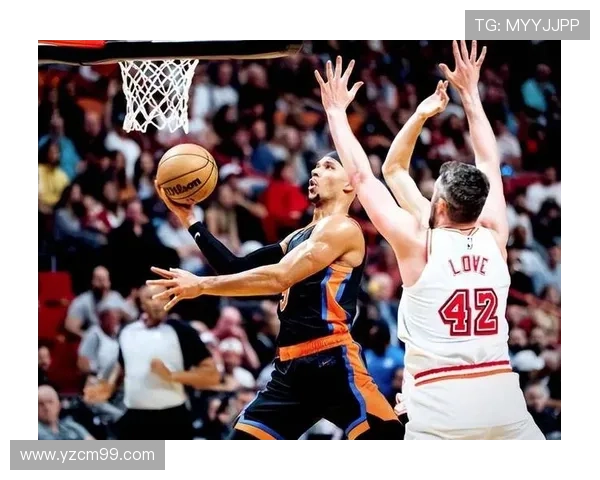 热火全队齐发力12人轮番得分8人双位数表现展现团队实力